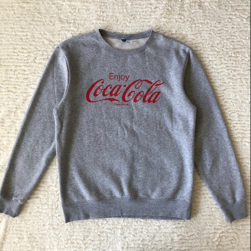 Sweatshirt - Picture 2 of 3